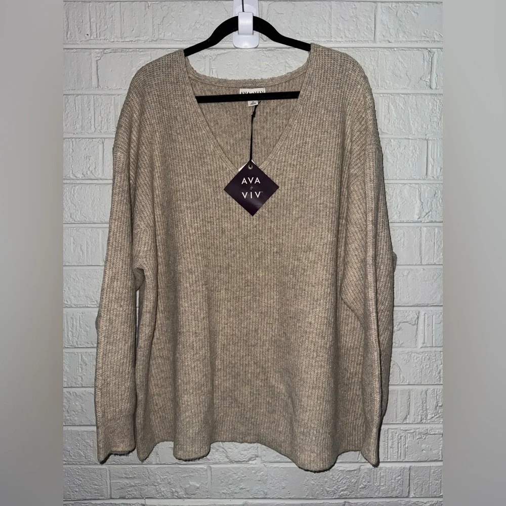 NWT AVA & VIV 2X Women’s sweater V neck plus size  2X ✨